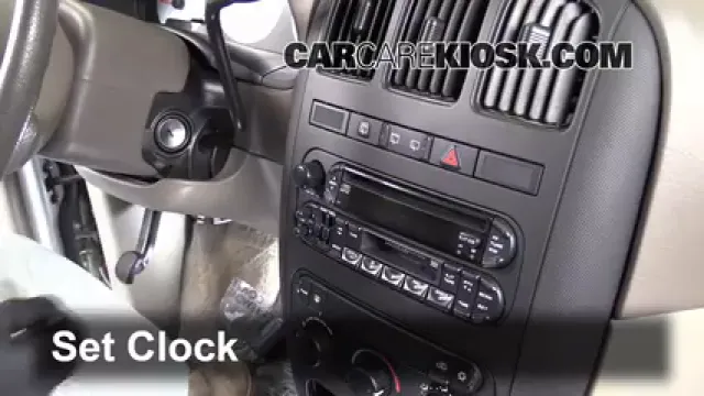 2003 Dodge Caravan SE 3.3L V6 FlexFuel Reloj Fijar hora de reloj